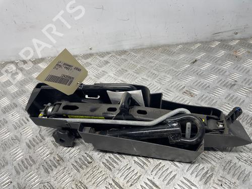 Jack Kit Jack Kit RENAULT KANGOO Express (FW0/1_) 1.5 dCi 95 (FW16) (95 hp) 33992017 33992017