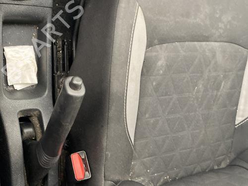 Used Middle console Middle console DACIA SANDERO II 1.5 dCi (90 hp) 32045281 32045281