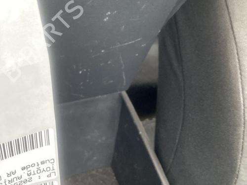 Armrest / Center console TOYOTA AURIS (_E15_) 2.0 D-4D (ADE150_, ADE150R) | BP30774651I20 - Image 2