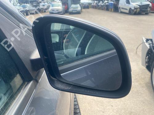 Used Right mirror Right mirror 38072027 38072027