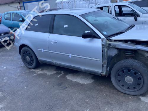 Depósito de Combustível AUDI A3 (8L1) 1.9 TDI (110 hp) 32146188