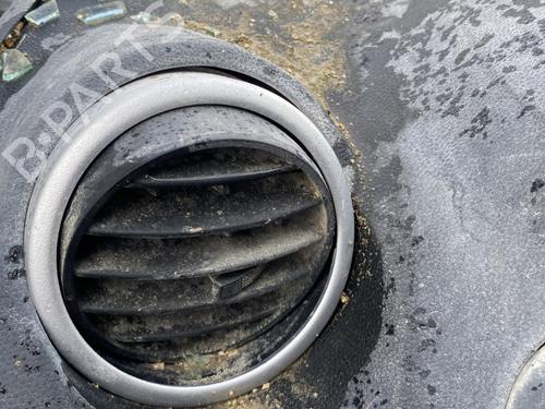Used Air vent Air vent RENAULT KANGOO Express (FW0/1_) Z.E. (FW0Z, FW1Z) (60 hp) 32135908 32135908