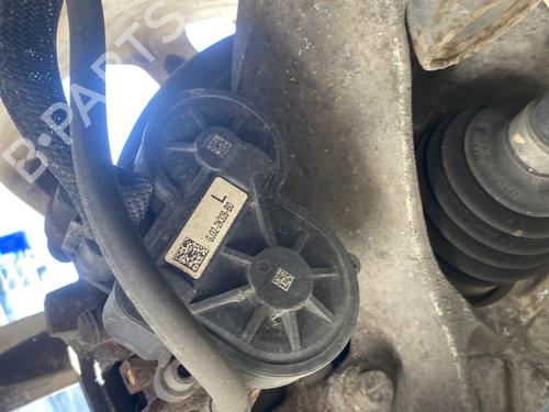 electric-handbrake-land-rover-range-rover-evoque-l538-2011-2012-2013-2014-2015-2016-2017-2018-2019-25477142 main image