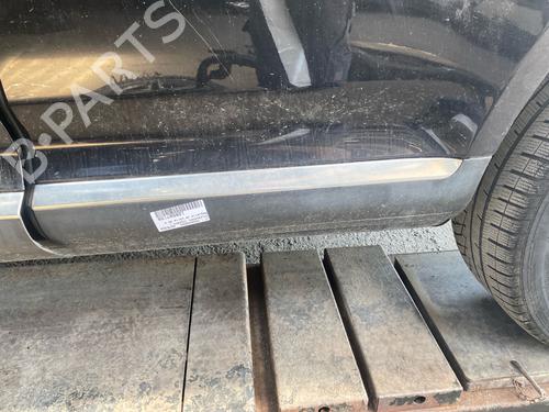 Used Door moulding trim Door moulding trim 36817084 36817084