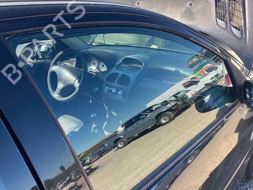 front-right-door-window-peugeot-206-hatchback-2ac-1998-1999-2000-2001-2002-2003-2004-2005-2006-2007-2008-2009-2010-2011-2012-37008438 main image