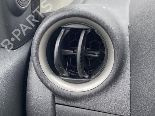 Used Air vent NISSAN MICRA IV (K13K, K13KK) 1.2 (80 hp) 25271025