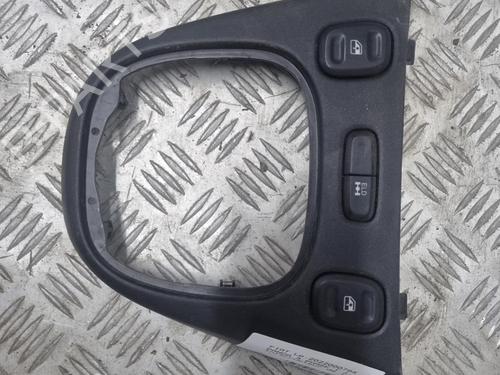 Used Right front window switch FIAT PANDA (312_, 319_) 1.3 D Multijet 4x4 (312PXL1A) (75 hp) 19912017