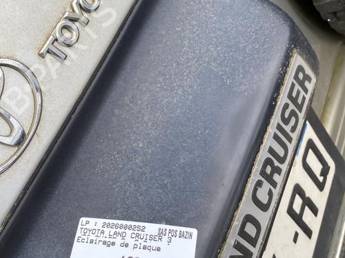 Used Licence plate light Licence plate light TOYOTA LAND CRUISER 90 (_J9_) [1995-2003] 33701605 33701605