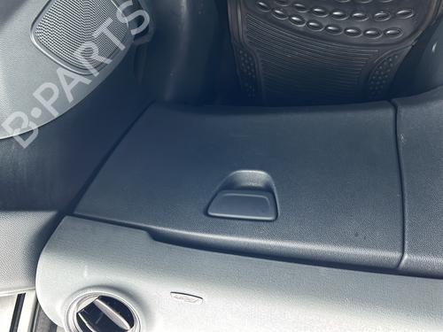 Used Glove box FORD FIESTA VI (CB1, CCN) 1.4 TDCi (70 hp) 19908272