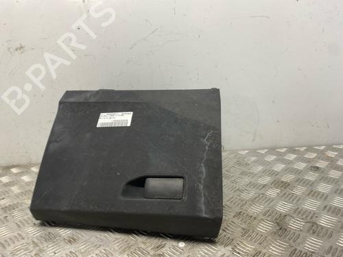 Used Glove box Glove box PEUGEOT 5008 II (MC_, MJ_, MR_, M4_) 1.2 THP (MRHNYH, MRHNYW, MRHNSJ, MRHNSU, MRHNSM) (131 hp) 40502380 40502380