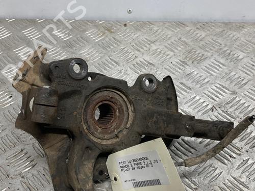 Used Right front steering knuckle FIAT PANDA (312_, 319_) 1.3 D Multijet 4x4 (312PXU1A) (95 hp) 23401738