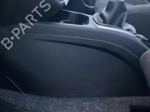 Midtkonsoll FIAT PUNTO (199_) 1.2 (199AXZ1A, 199BXZ1A) (69 hp) 31632663