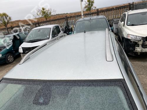 Used Roof bar Roof bar RENAULT LAGUNA II Grandtour (KG0/1_) 2.2 dCi (KG0F) (150 hp) 40436846 40436846