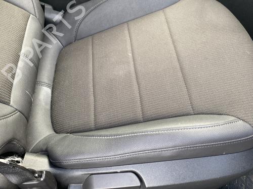 Used Right front seat Right front seat OPEL INSIGNIA A (G09) 2.0 CDTI (68) (131 hp) 30901117 30901117