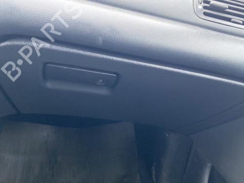 Guantera FORD MONDEO I (GBP) 1.8 TD (88 hp) 30851755