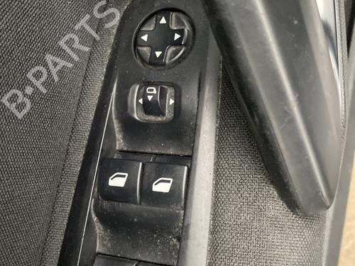 Used Left front window switch Left front window switch PEUGEOT 308 II (LB_, LP_, LW_, LH_, L3_) 1.6 BlueHDi 120 (120 hp) 32002898 32002898