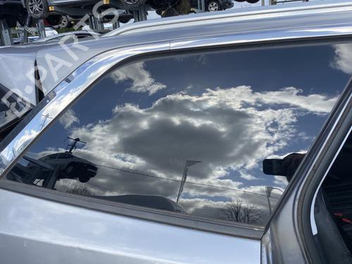 rear-right-quarter-glass-peugeot-5008-ii-mc_-mj_-mr_-m4_-2016-33017241 main image