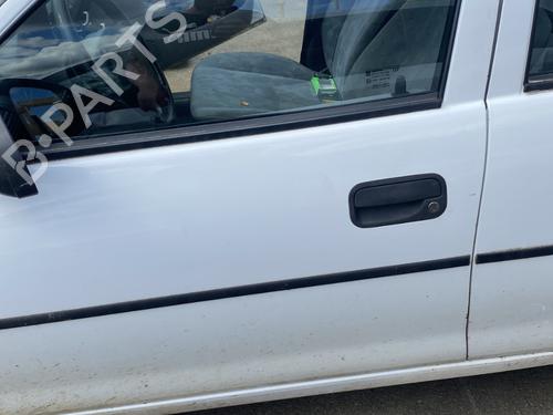 Used Left front door Left front door OPEL CORSA B (S93) 1.4 i (F08, F68, M68) (60 hp) 27174637 27174637