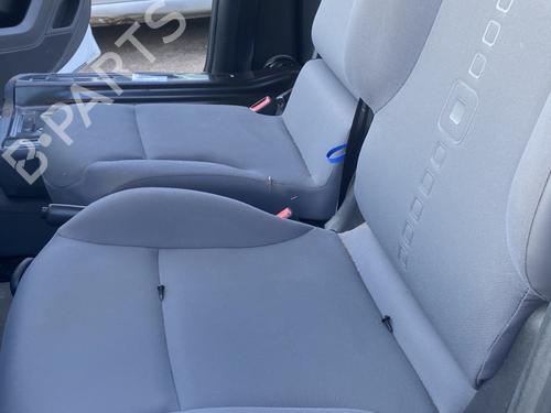 BP32082862C15 main image