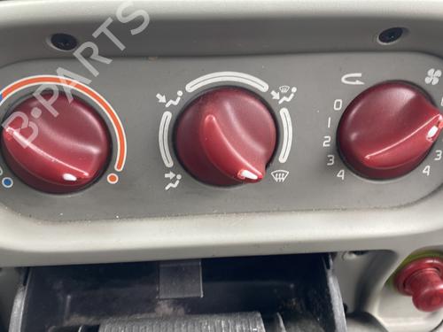 Used Climate control RENAULT TWINGO I (C06_) 1.2 (C066, C068) (58 hp) 29501301