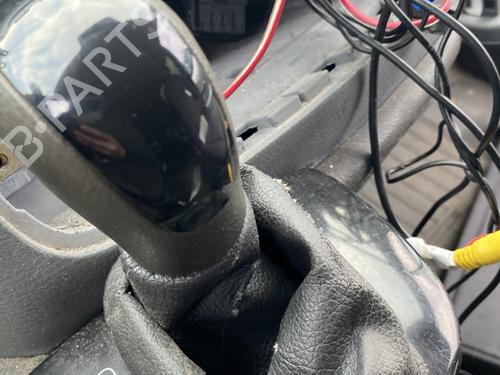 Used Gear lever MERCEDES-BENZ VITO Bus (W639) 115 CDI (639.701, 639.703, 639.705) (150 hp) 30578101