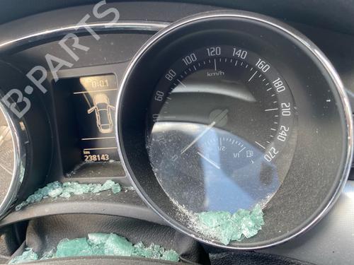Used Instrument cluster Instrument cluster 39178120 39178120