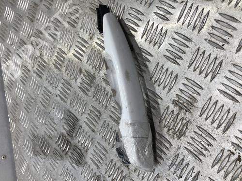 Rear left exterior door handle PEUGEOT 2008 II (UD_, US_, UY_, UJ_, UR_, UC_) 1.5 BlueHDI 110 (UDYHSK) | BP22114048C130
