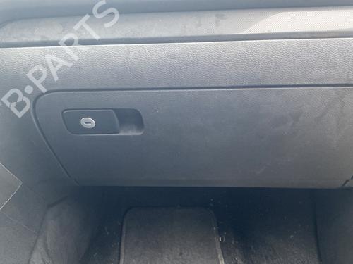 glove-box-vw-golf-vi-5k1-2008-2009-2010-2011-2012-2013-2014-31884336 main image