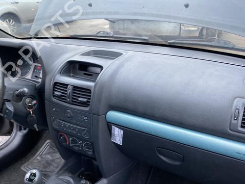Used Dashboard Dashboard RENAULT CLIO II (BB_, CB_) 1.4 16V (B/CB0P, BB13) (98 hp) 30793347 30793347