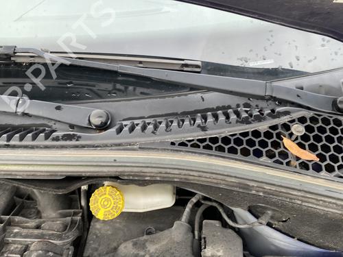 Used Front wiper motor CITROËN C3 II (SC_) 1.4 HDi 70 (SC8HZC, SC8HR0, SC8HP4) (68 hp) 30567411