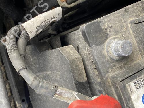 Used Cable Cable PEUGEOT 5008 II (MC_, MJ_, MR_, M4_) 2.0 BlueHDi 180 (MJEHZW, MJEHZR, MJEHZP) (177 hp) 33019888 33019888