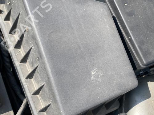 Air filter box FORD FOCUS I (DAW, DBW) 1.8 16V | BP26462327M87 