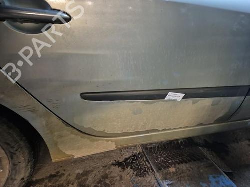 Used Door moulding trim RENAULT LAGUNA II Grandtour (KG0/1_) 2.2 dCi (KG0F) (150 hp) 22120645