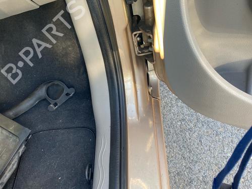 Used Rubber door seal Rubber door seal RENAULT MODUS / GRAND MODUS (F/JP0_) 1.5 dCi (FP0D, JP0D) (82 hp) 40537603 40537603