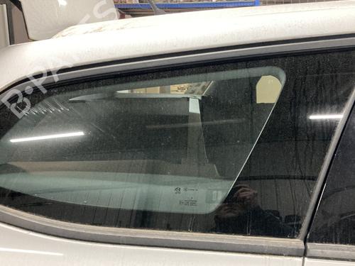 Used Rear right quarter glass PEUGEOT 308 SW II (LC_, LJ_, LR_, LX_, L4_) 1.6 BlueHDi 100 (99 hp) 21086686