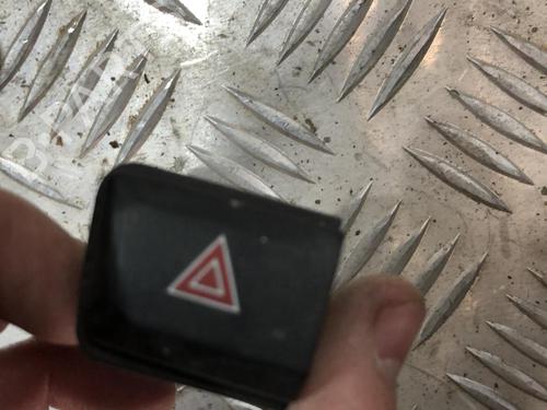 Warning switch PEUGEOT 208 I (CA_, CC_) 1.4 HDi | BP19912173I22