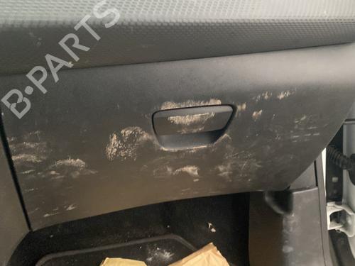 Handskerum PEUGEOT 2008 I (CU_) 1.2 VTi (82 hp) 31944305