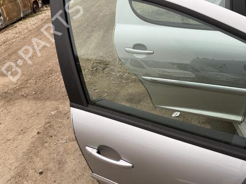 Front right door window PEUGEOT 207 (WA_, WC_) 1.6 HDi | BP30931298C19