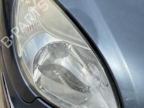 Used Right headlight CITROËN XSARA PICASSO (N68) 1.6 HDi (90 hp) 26221655