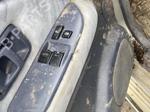 Used Left front window switch Left front window switch TOYOTA LAND CRUISER 90 (_J9_) [1995-2003] 33701602 33701602
