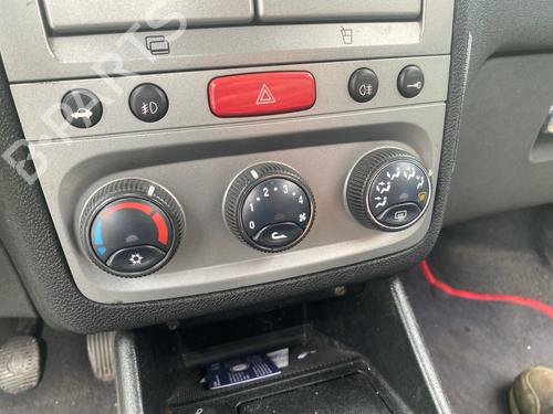 Used Climate control Climate control 35884781 35884781
