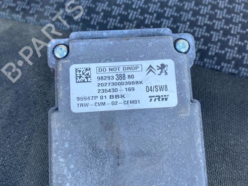 Caméra Caméra PEUGEOT 5008 II (MC_, MJ_, MR_, M4_) 1.2 THP (MRHNYH, MRHNYW, MRHNSJ, MRHNSU, MRHNSM) (131 hp) 34202320 34202320