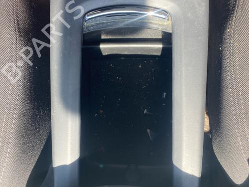 Used Middle console Middle console 37749907 37749907
