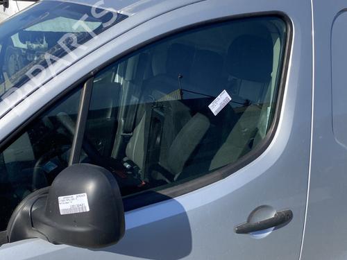 left-front-door-citroen-berlingo-box-bodympv-b9-2008-32723845 main image