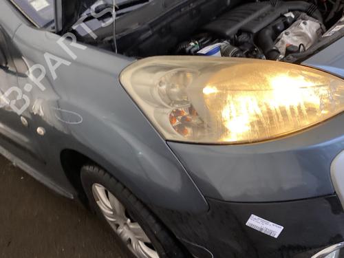 Used Right headlight Right headlight PEUGEOT PARTNER Box Body/MPV 1.6 HDi (75 hp) 30849294 30849294