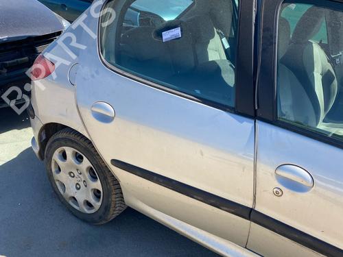 Dør højre bagtil Dør højre bagtil PEUGEOT 206 Hatchback (2A/C) 2.0 HDI 90 (90 hp) 34169832 34169832