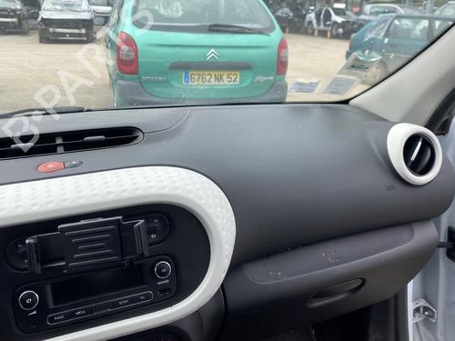 Cruscotto Cruscotto RENAULT TWINGO III (BCM_, BCA_) 1.0 SCe 65 (BCMJ) (65 hp) 33234416 33234416