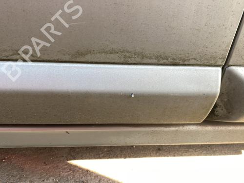 door-moulding-trim-dacia-sandero-2008-26713725 main image