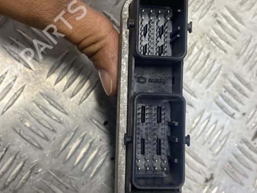 Used Engine control unit (ECU) Engine control unit (ECU) RENAULT CLIO III (BR0/1, CR0/1) 1.4 16V (98 hp) 27893696 27893696