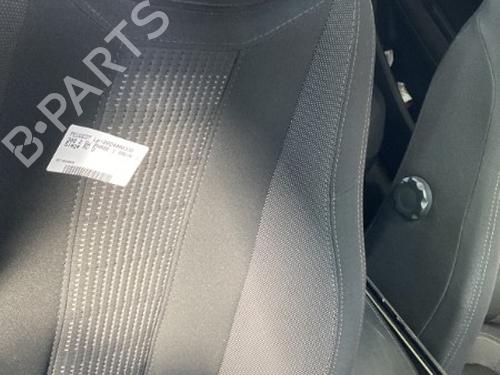 Used Right front seat Right front seat 19912801 19912801